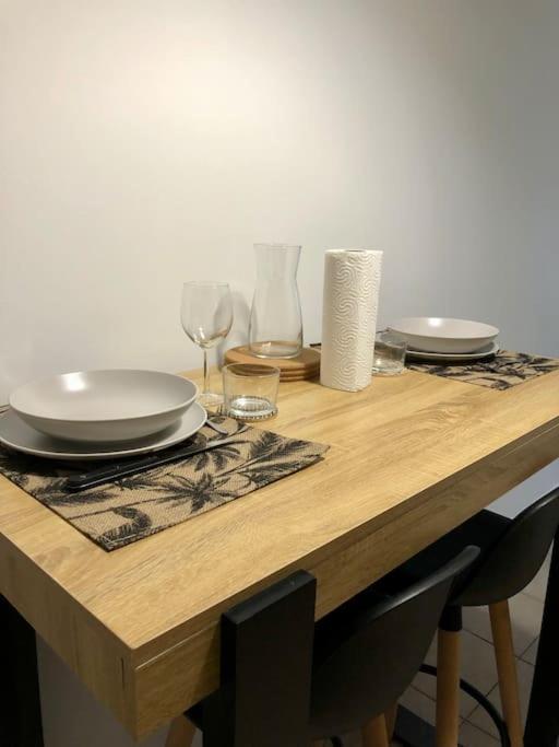 Cosy, Lyon, Avec Garage Prive *