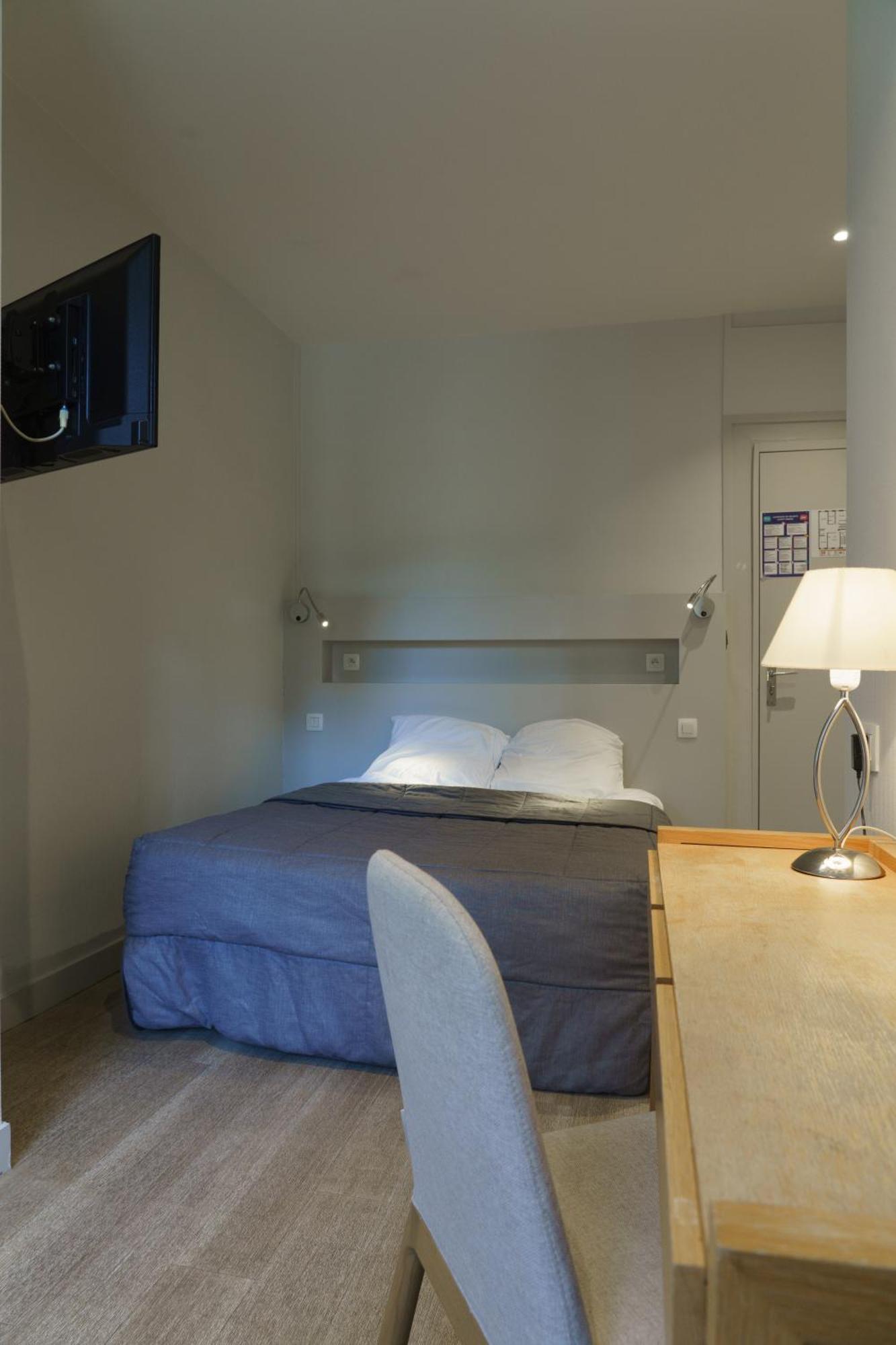 Hotel Du Theatre 2*