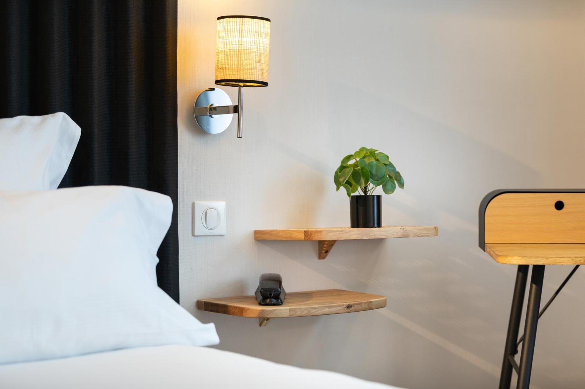 Hotel Chromatics & Restaurant Hill Club By Happyculture