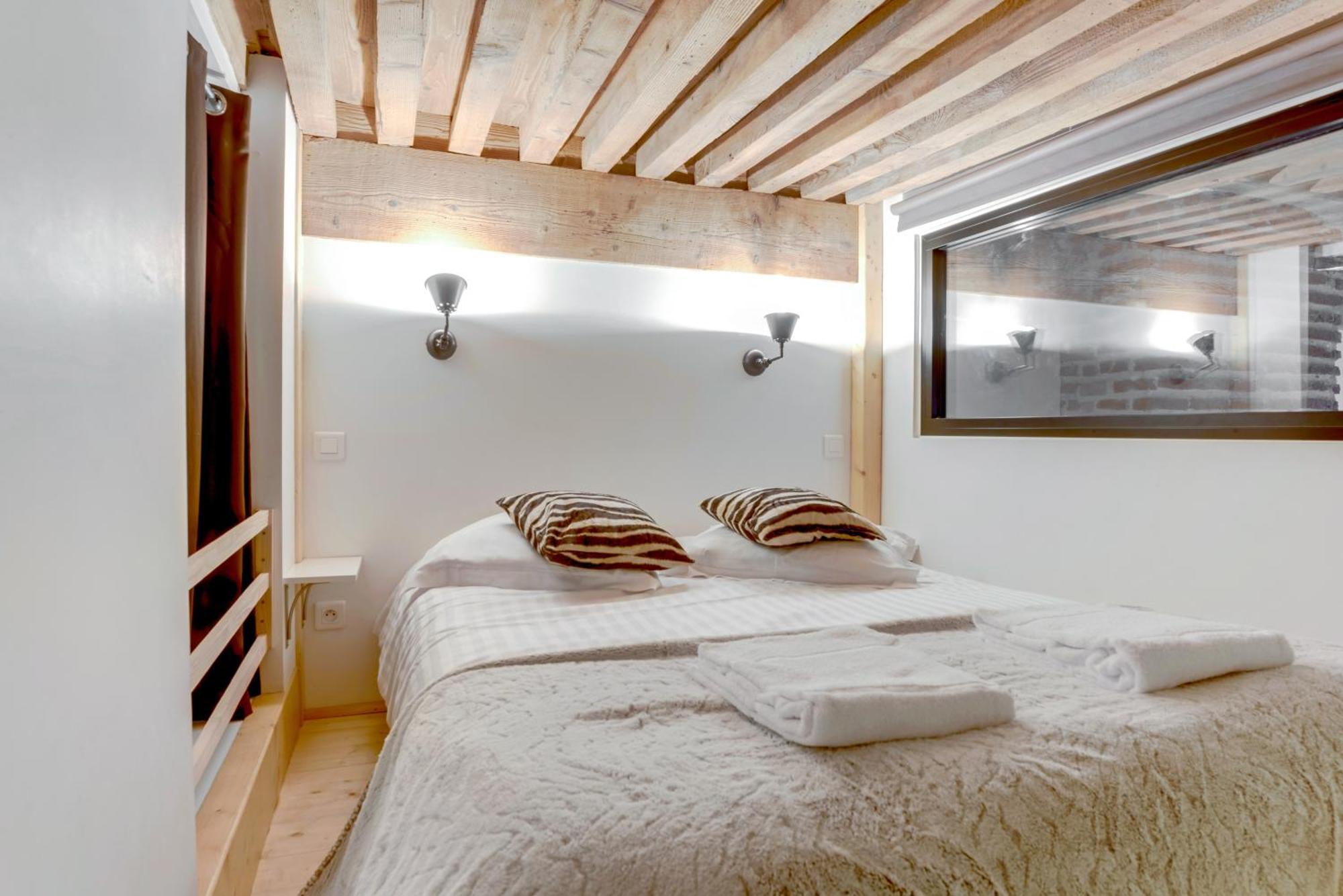 21royale Apartment *