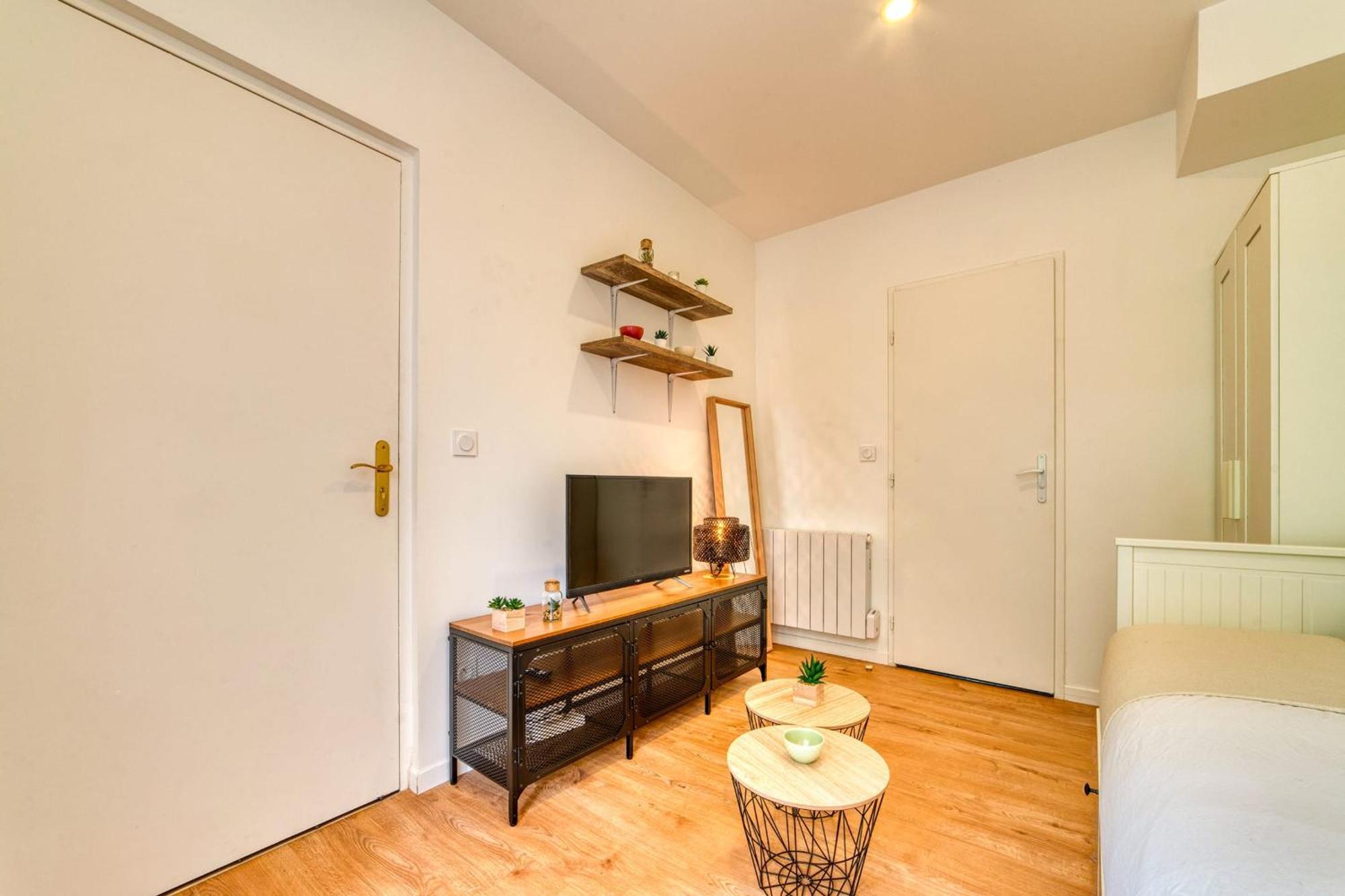 Appartement Le Petit Gerland - Calme Metro B *