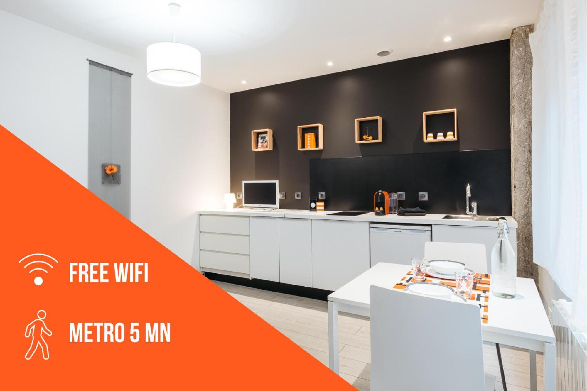 Le 9eme- Metro Valmy-homalyon Apartment