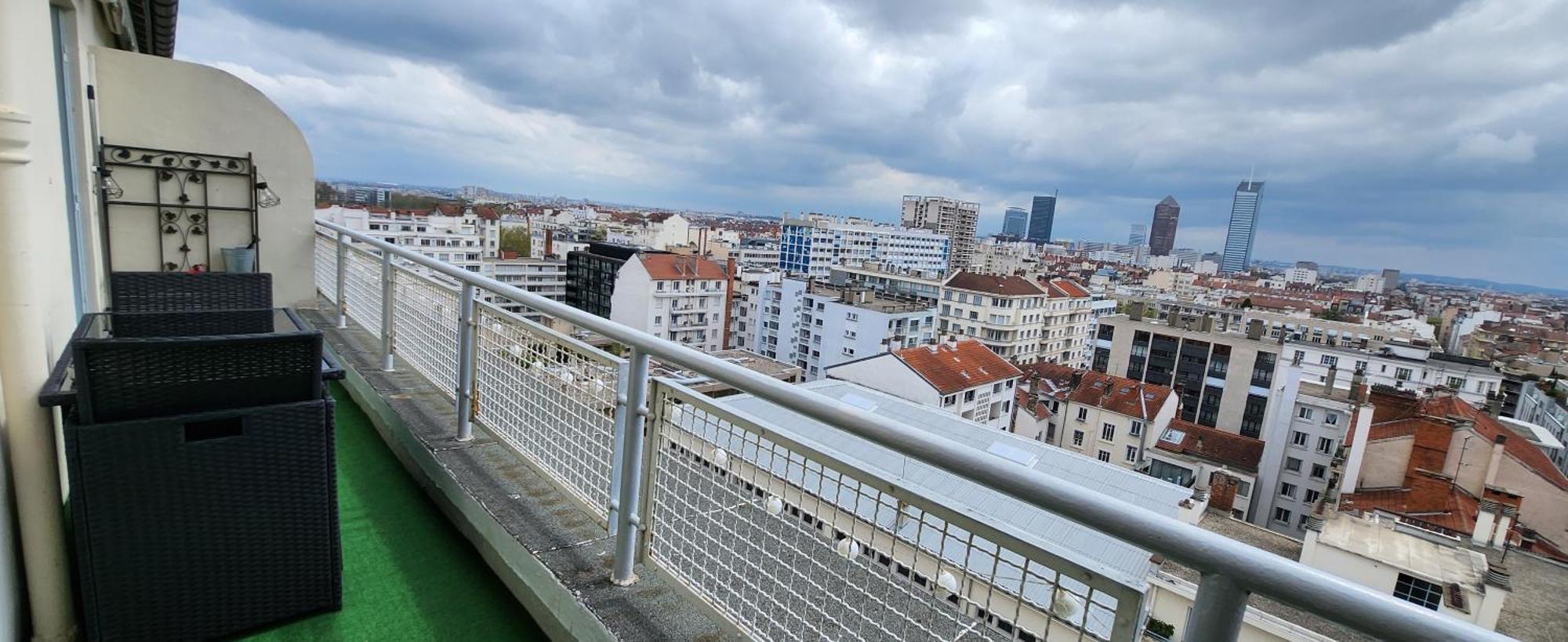 Plein Sud Terrasse Climatisation Garage Netflix Apartment Lyon