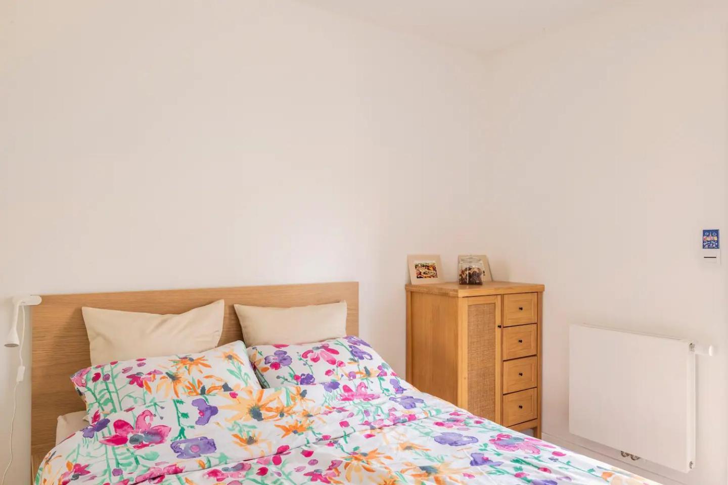 Cozy And Charming Centrally Located *