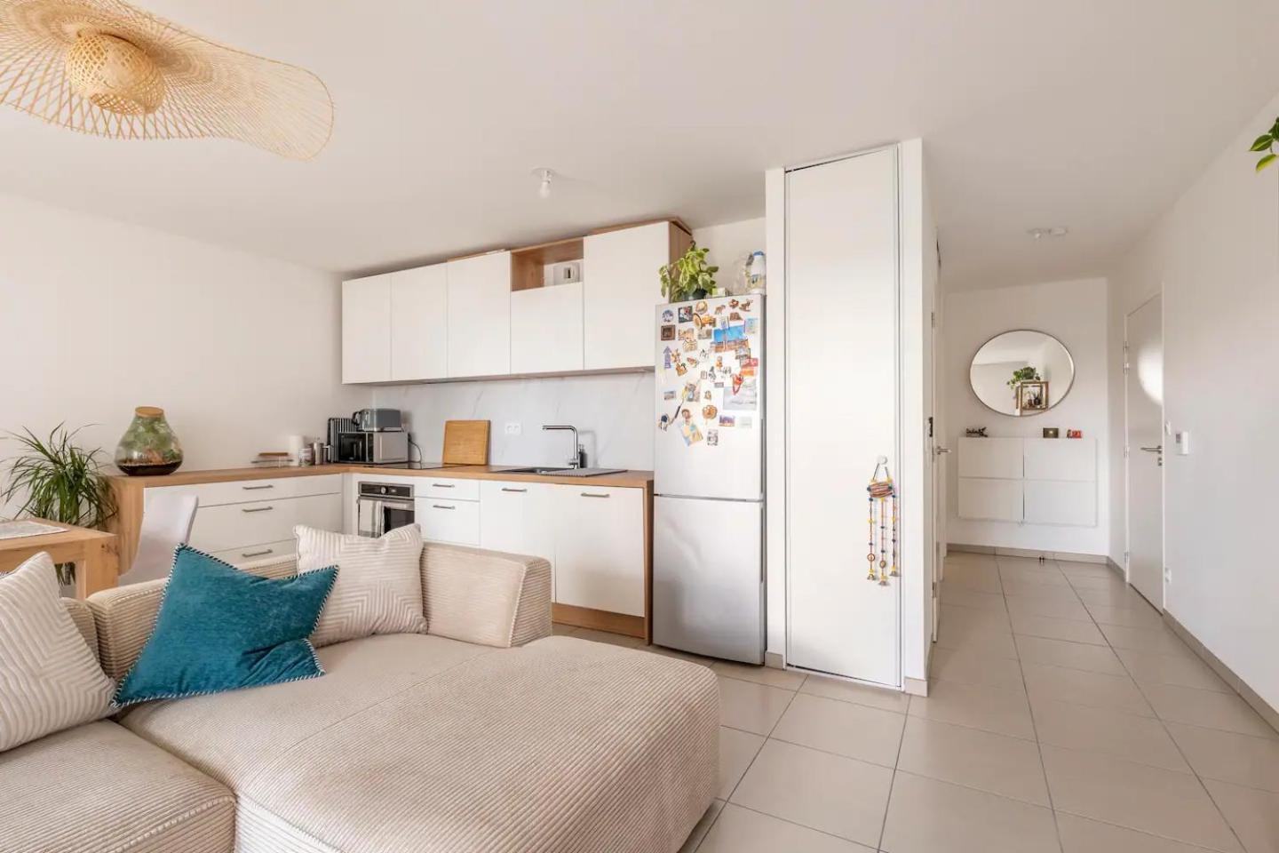 Cozy And Charming Centrally Located Lyon