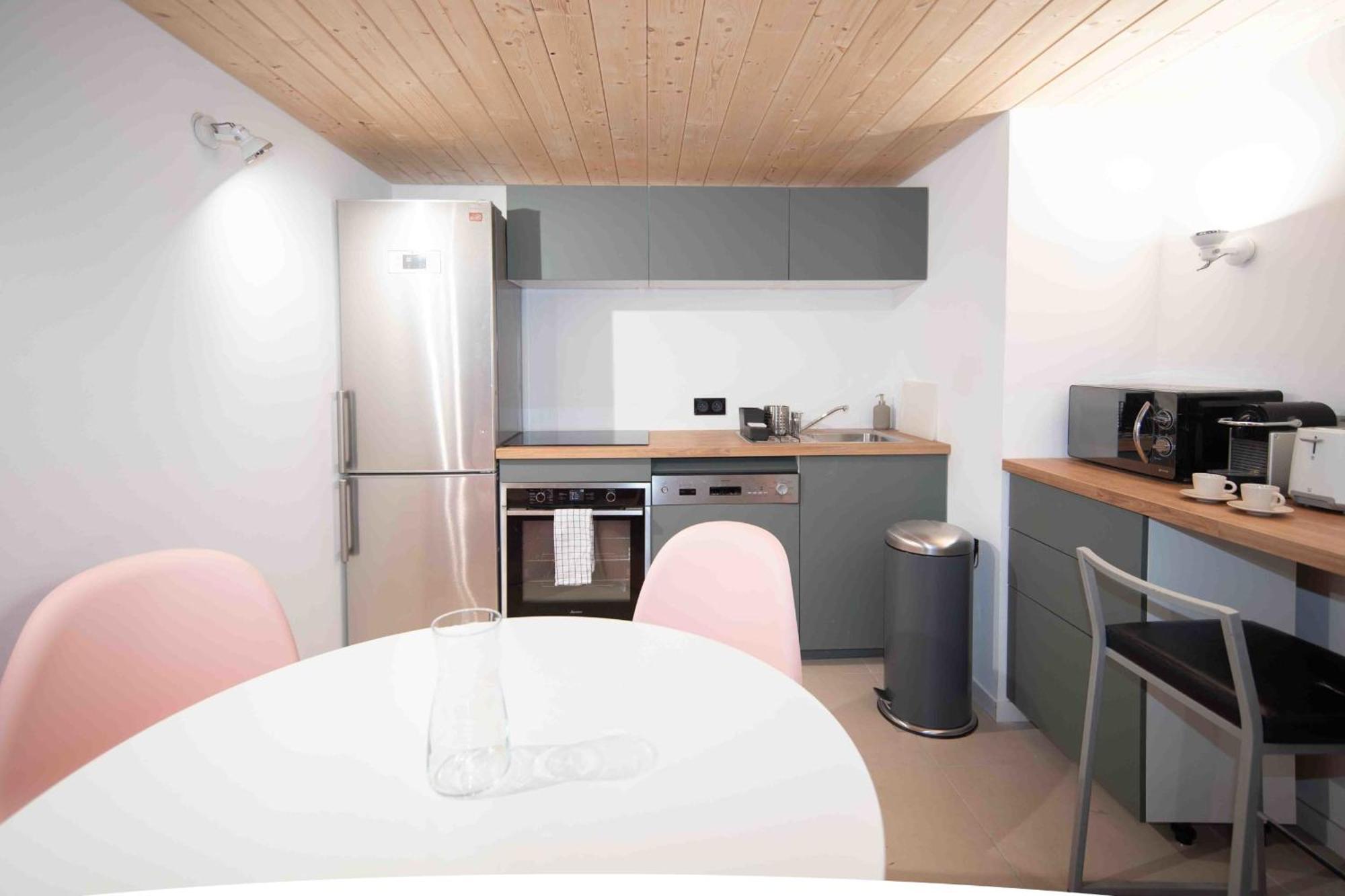 Apartment With Mezzanine Near The Train Station *