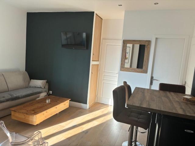 Apartment Totalement Renove En Plein Centre-ville Devant La Prefecture De
