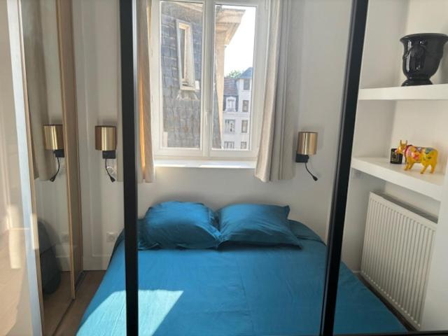 Totalement Renove En Plein Centre-ville Devant La Prefecture De Apartment *
