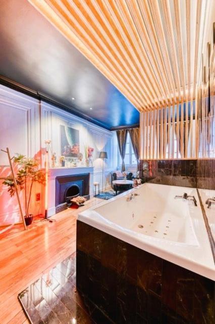 Guestready - L'intime -balneo Hyper Centre * Lyon