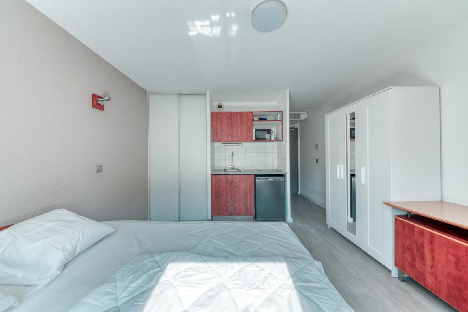 Studio Dans Hoteliere Part-dieu Appartement