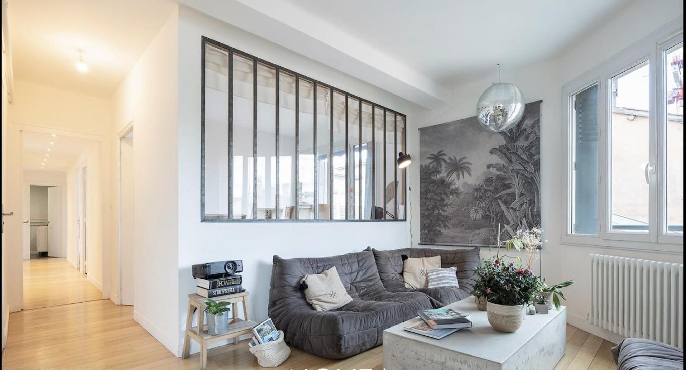 Appartement Atelier St Didier-spacieux Avec Grand Balcon-saone *