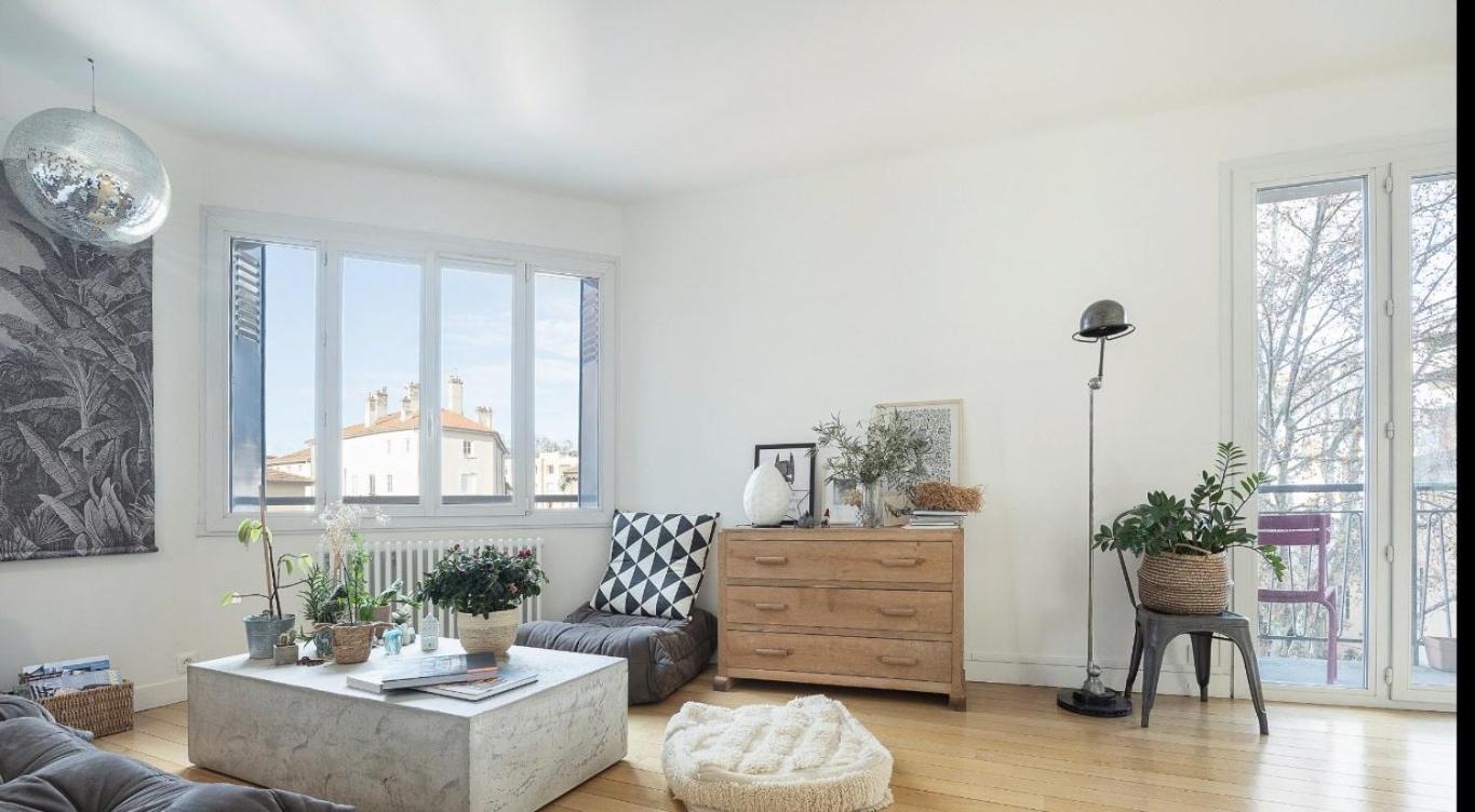 Atelier St Didier-spacieux Avec Grand Balcon-saone