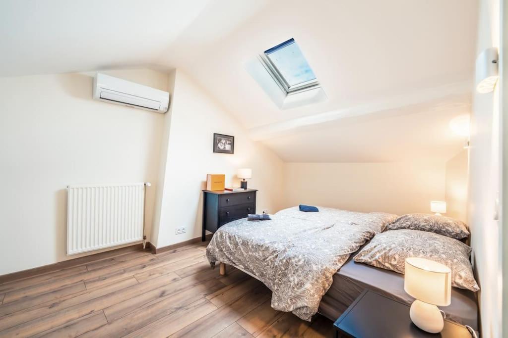Tres Beau Duplex 125 M2 Hypercentre 2eme * Lyon