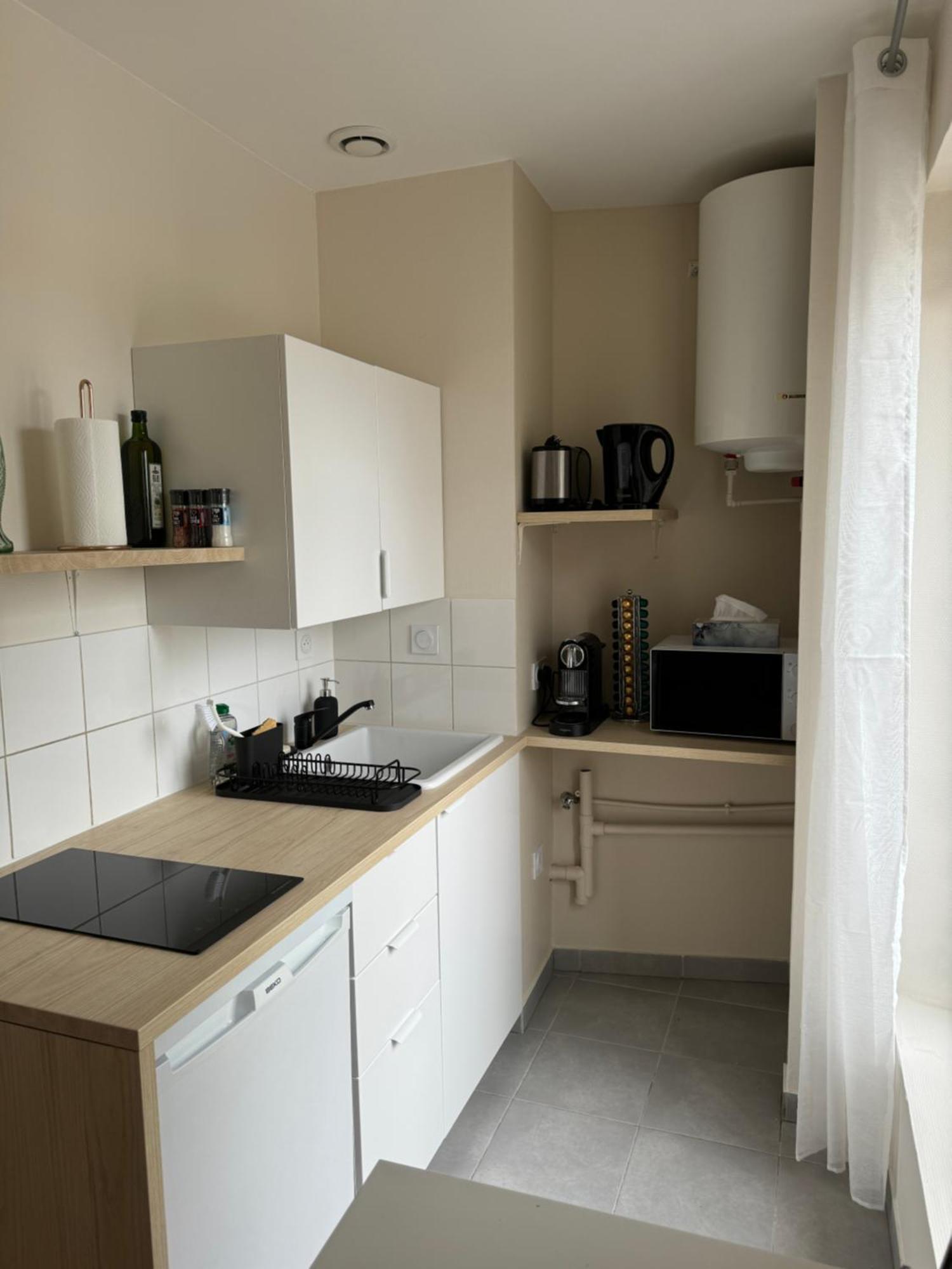 Avec Une Chambre Apartment