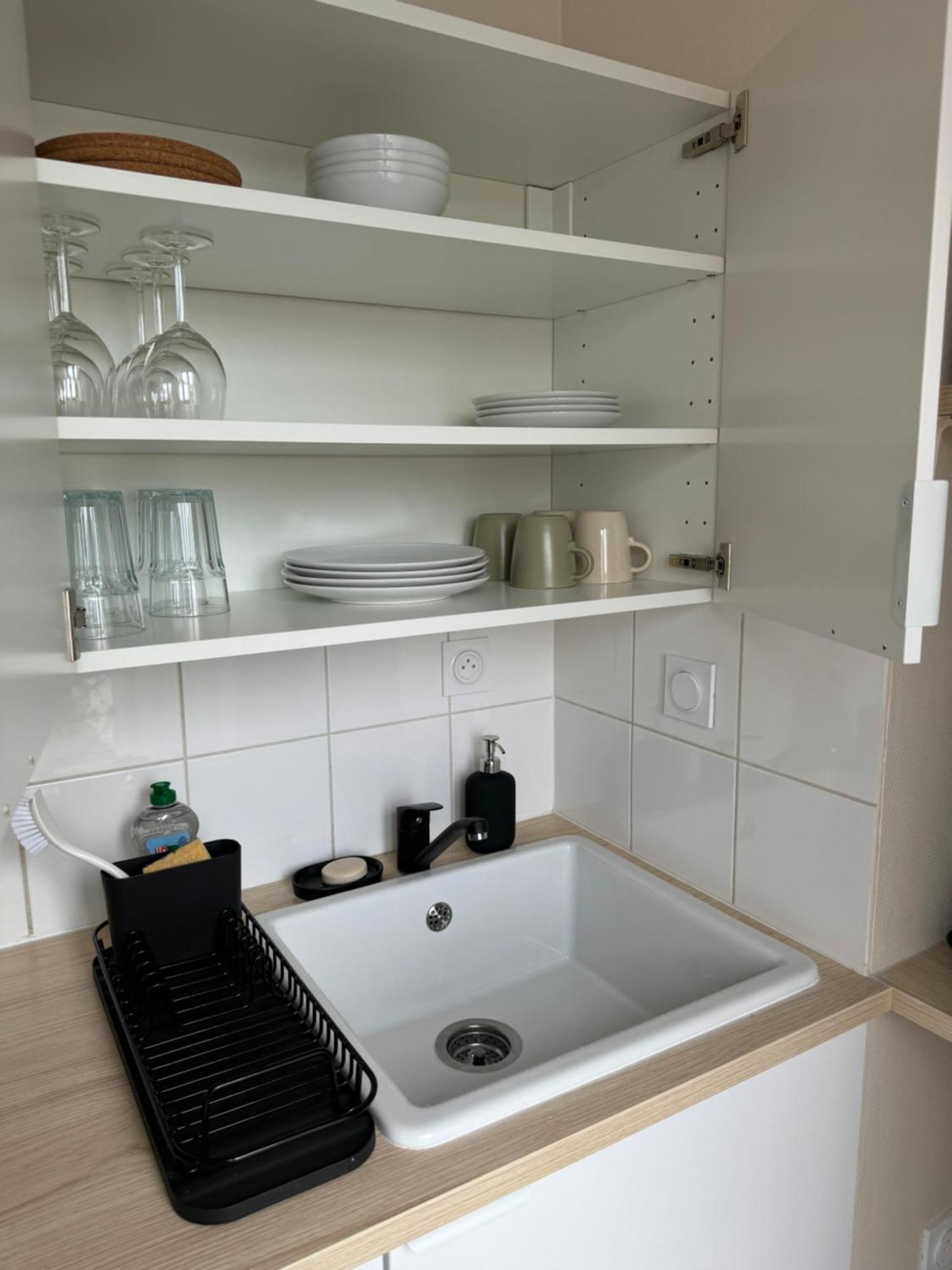 Apartment Avec Une Chambre *