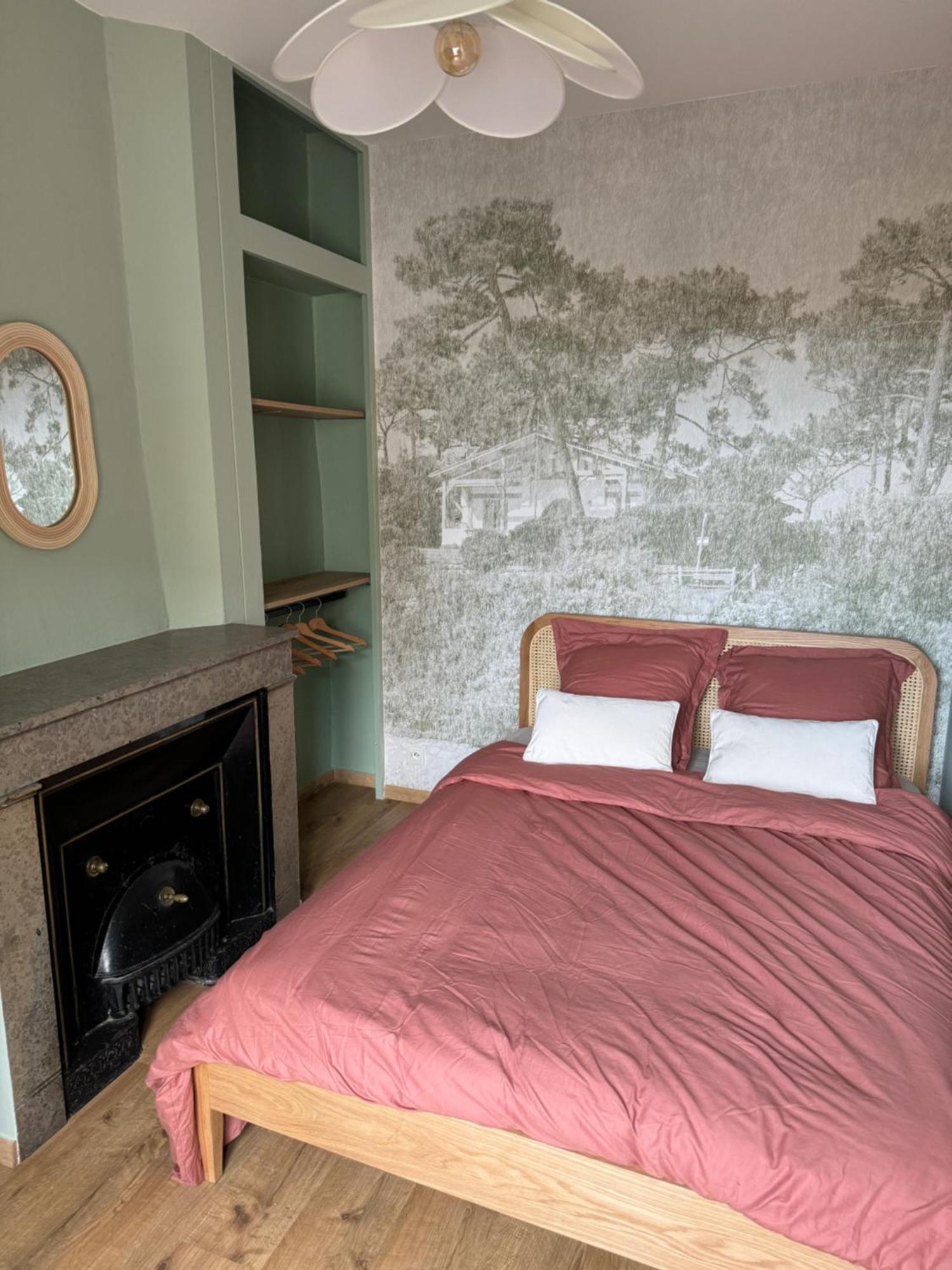 Avec Une Chambre Apartment