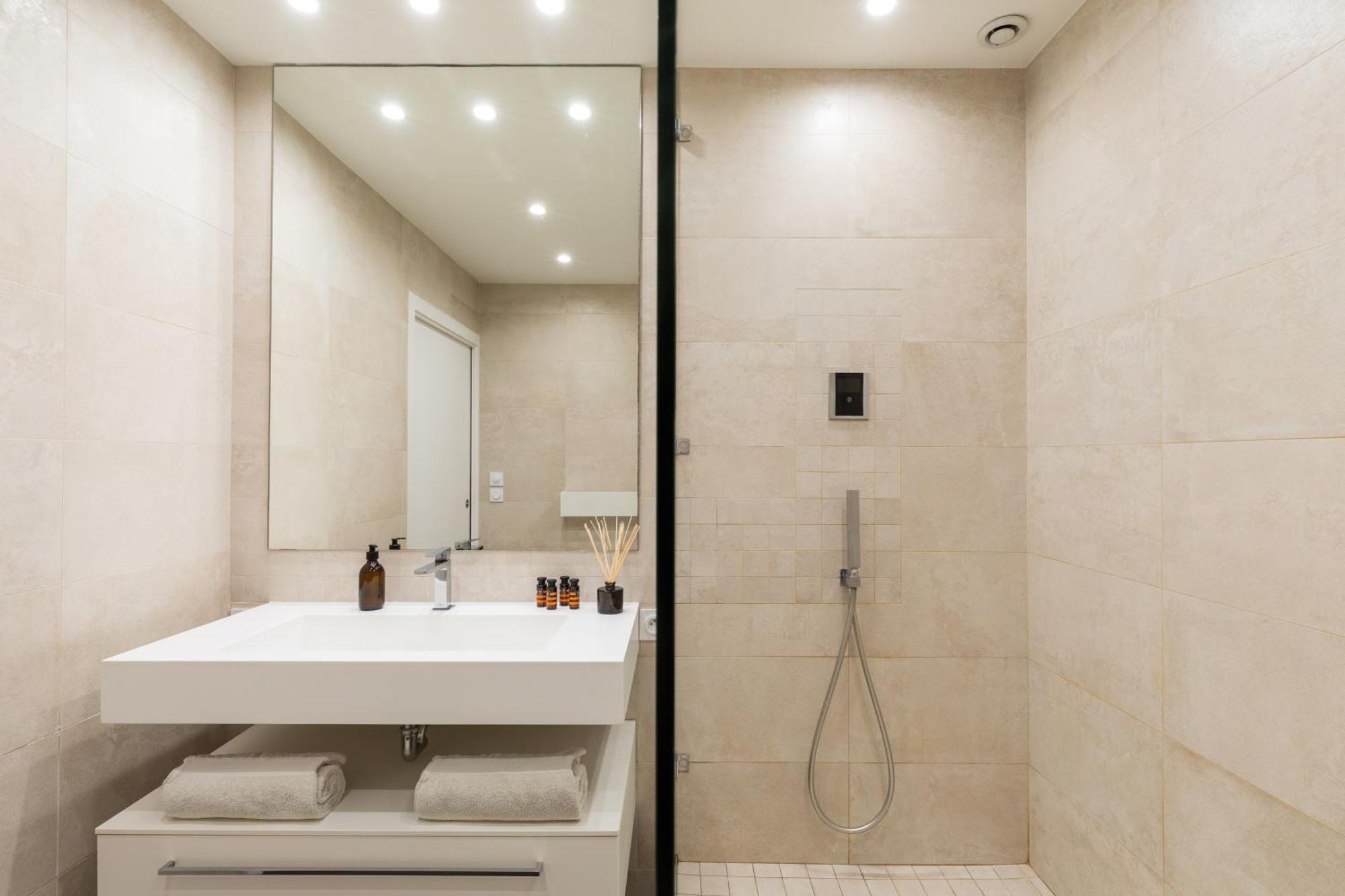 Mohom - Berges Du Rhone Apartamento *