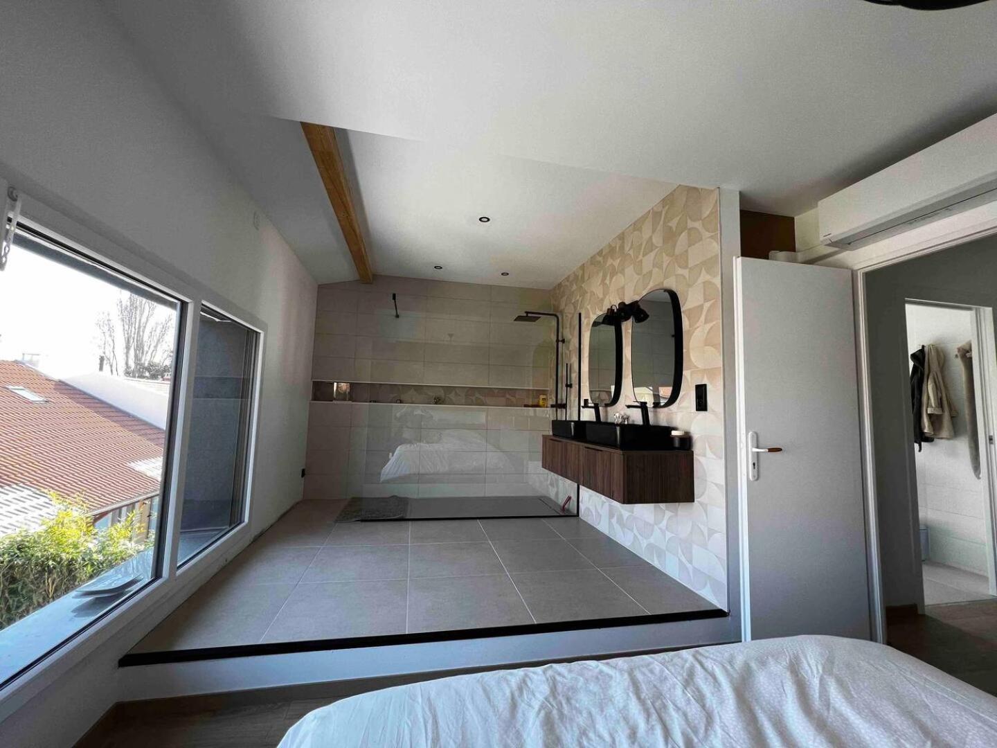 Villa Agreable Maison Renovee, En Et Au Calme !