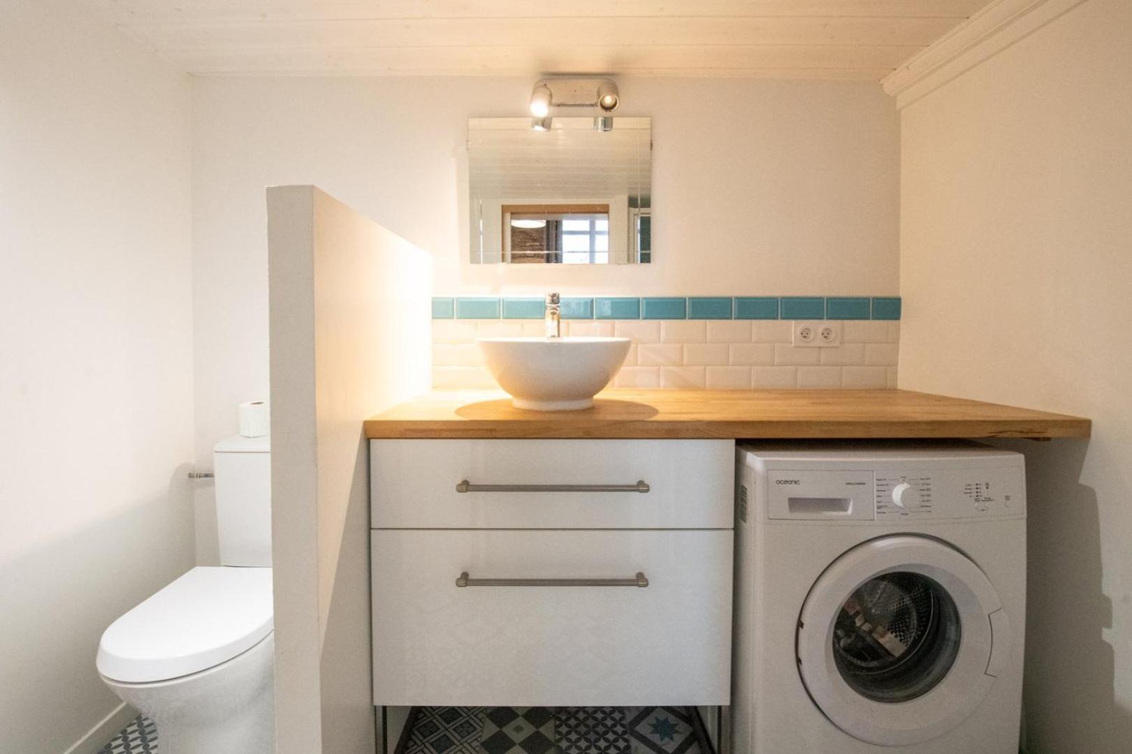 Le Petit Imbert - Chaleureux Et Cozy Appartement
