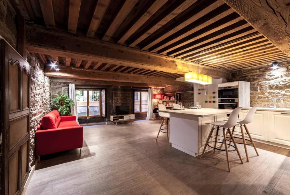 La Grotte De La Baleine Du Vieux Ail Appartement