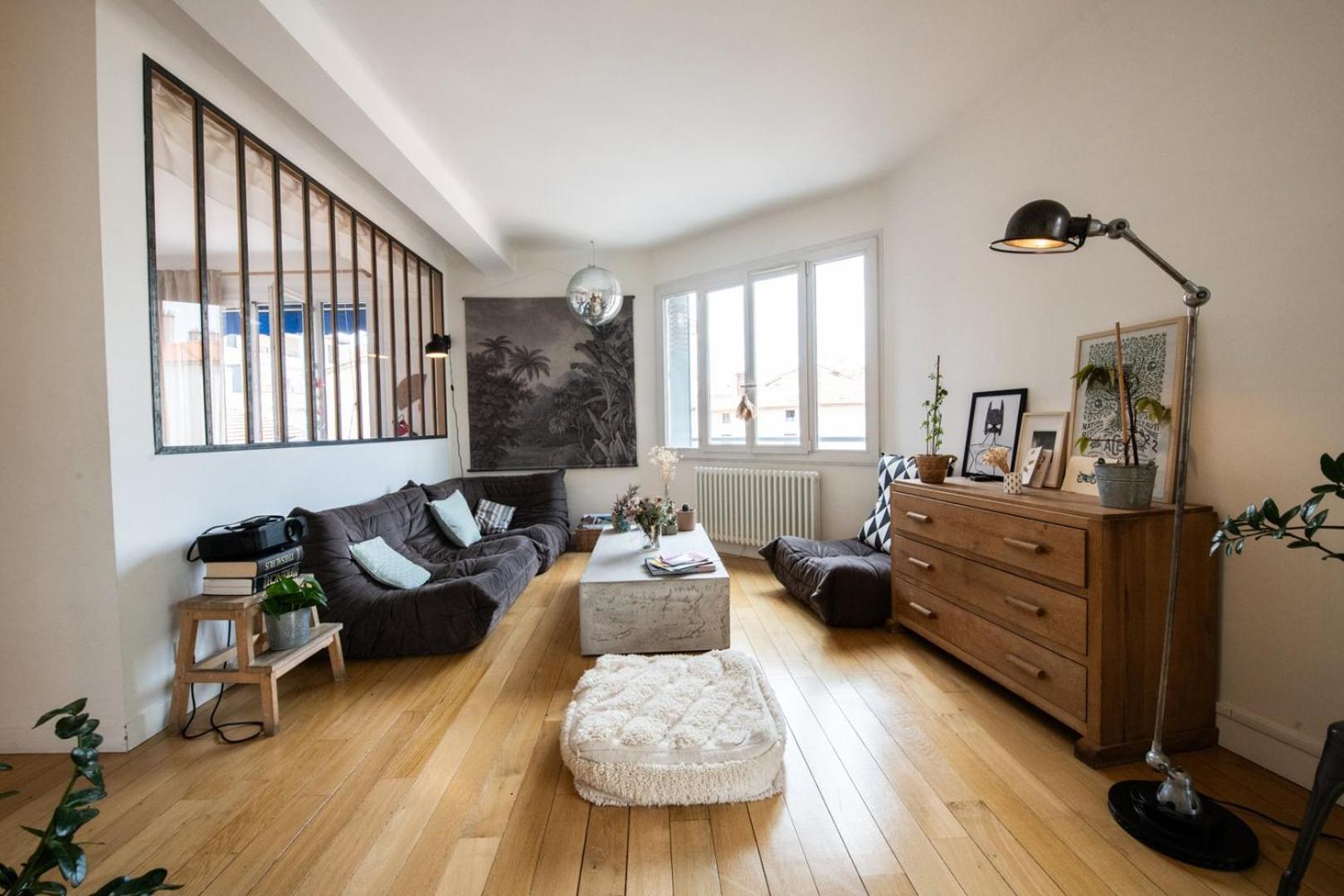 Atelier St Didier-spacieux Avec Grand Balcon-saone *