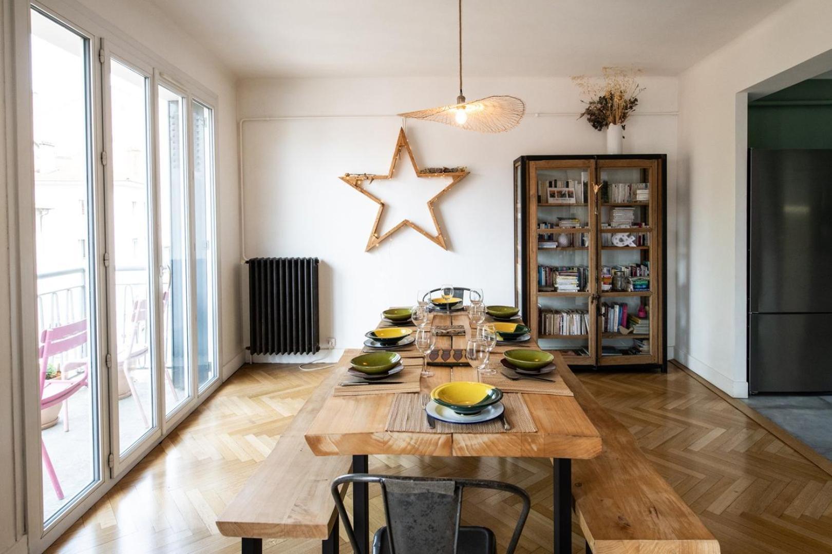 Atelier St Didier-spacieux Avec Grand Balcon-saone Appartement *