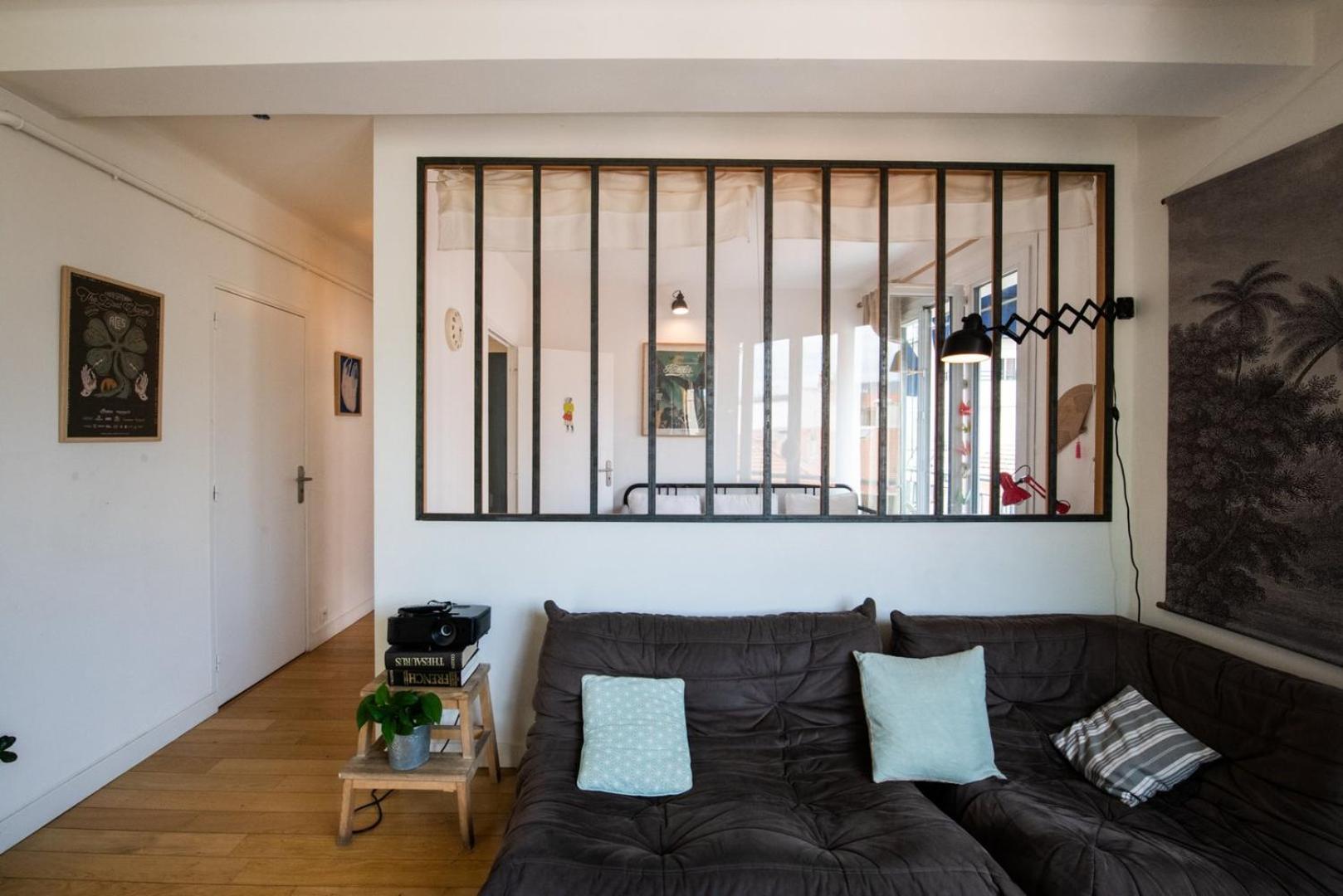 Atelier St Didier-spacieux Avec Grand Balcon-saone Appartement