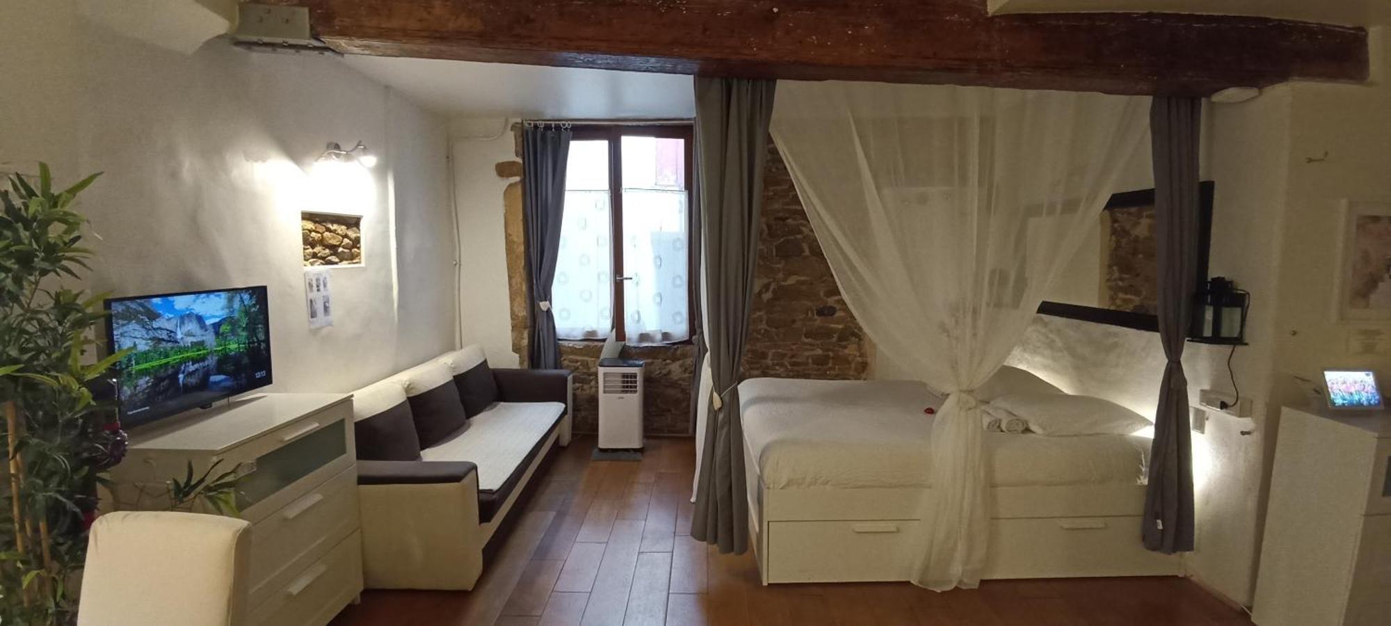 Bed & Breakfast La Loge Du Vieux 2*