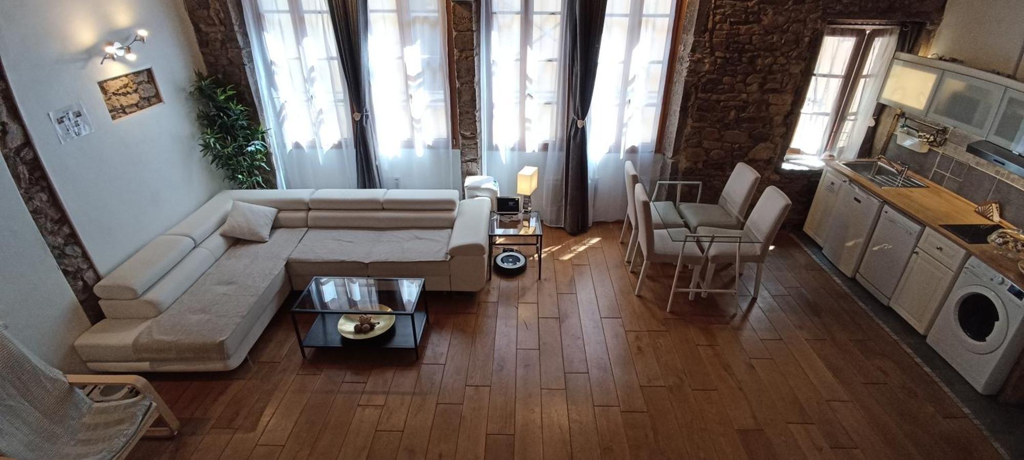 La Loge Du Vieux Bed & Breakfast 2*