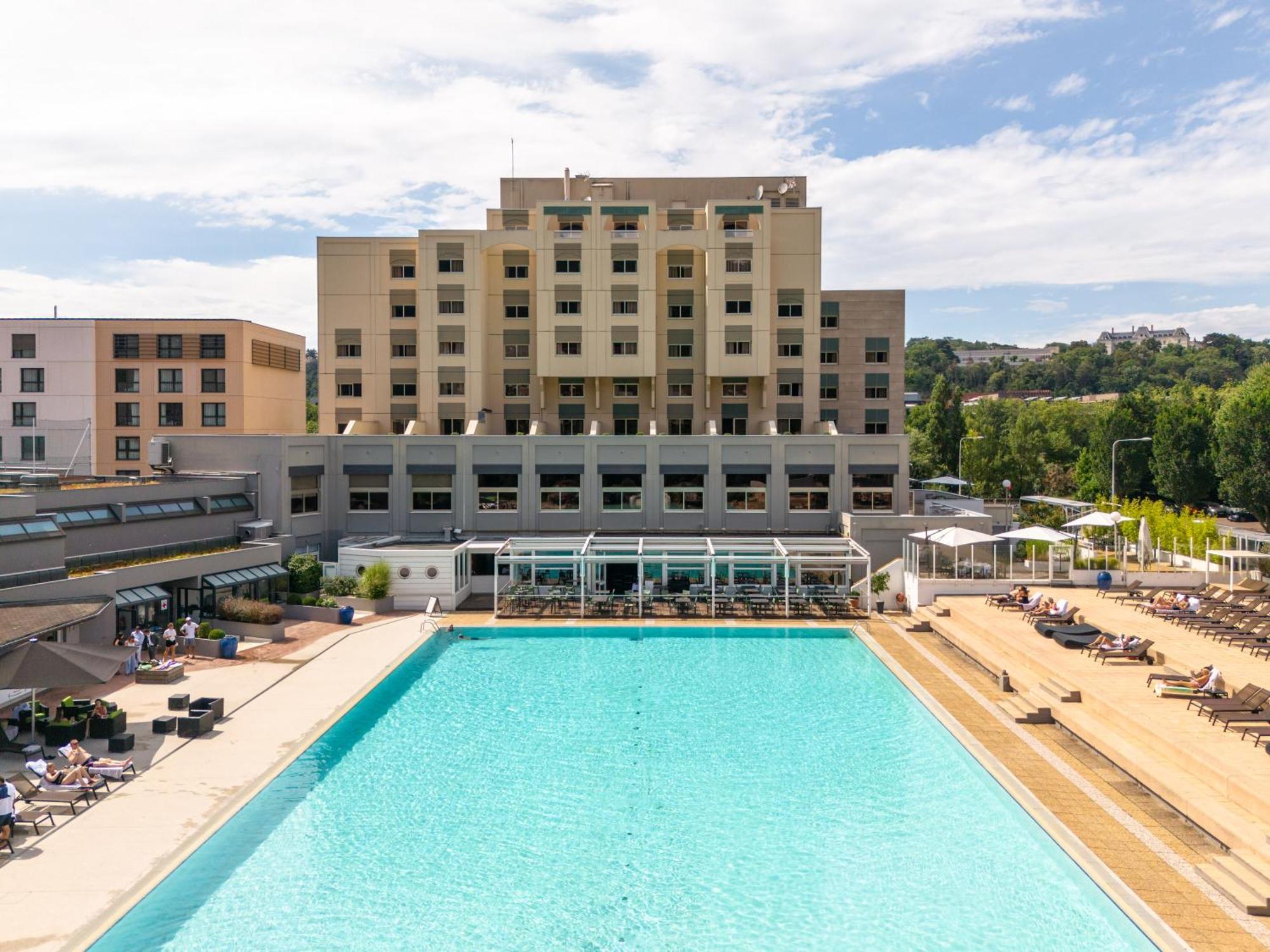 Metropole Hotel
