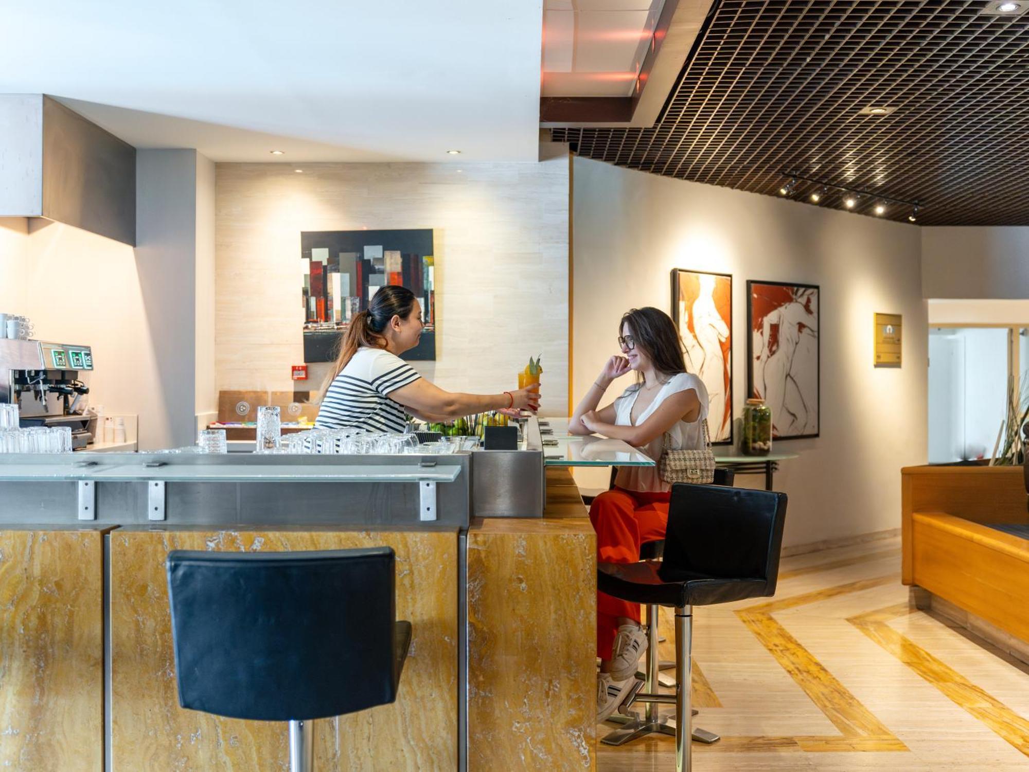 Metropole Hotel 4*