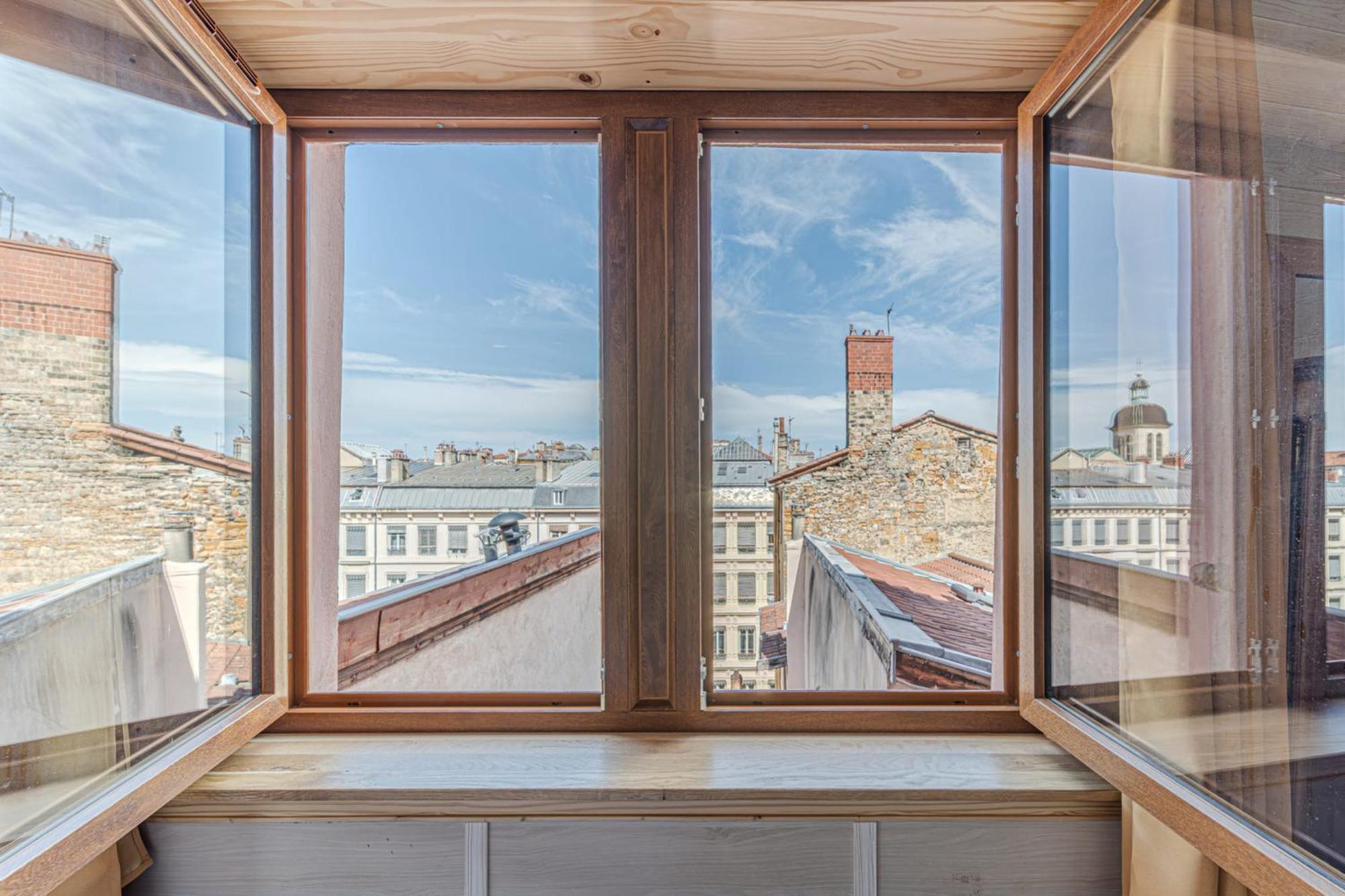 Charming Duplex With Panoramic View Of Cordeliers *