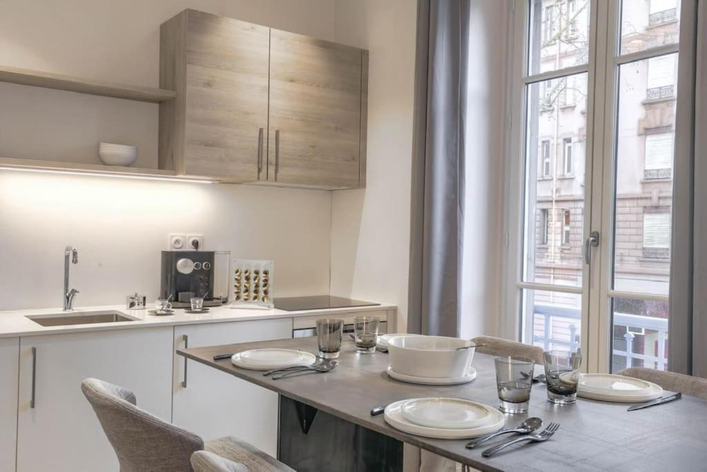 Superbe Studio, Tete D'or, Lyon