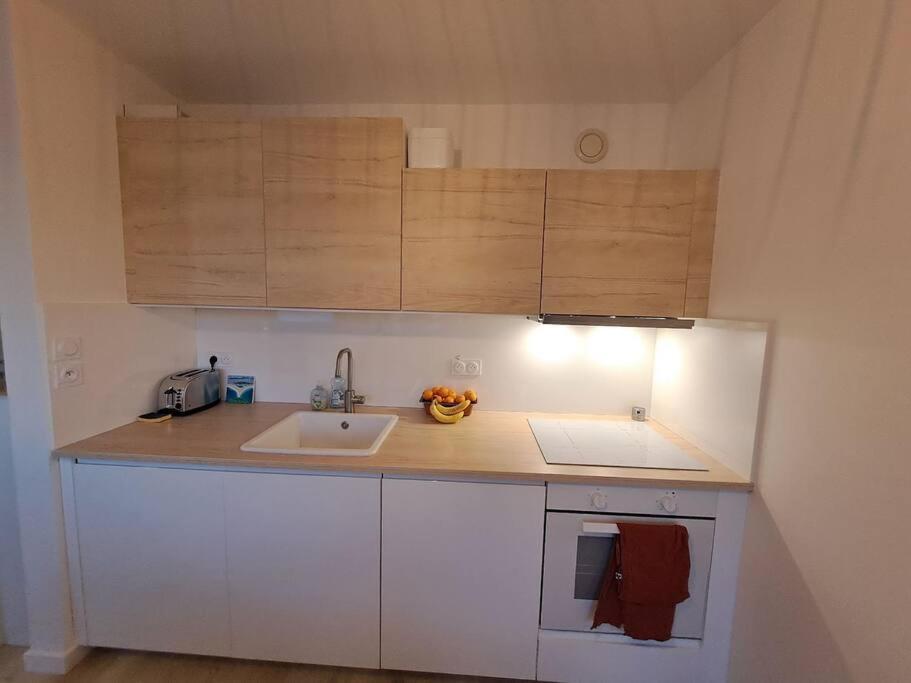 Renovated Flat With Loggia - Gare Part-dieu 5min Apartment *