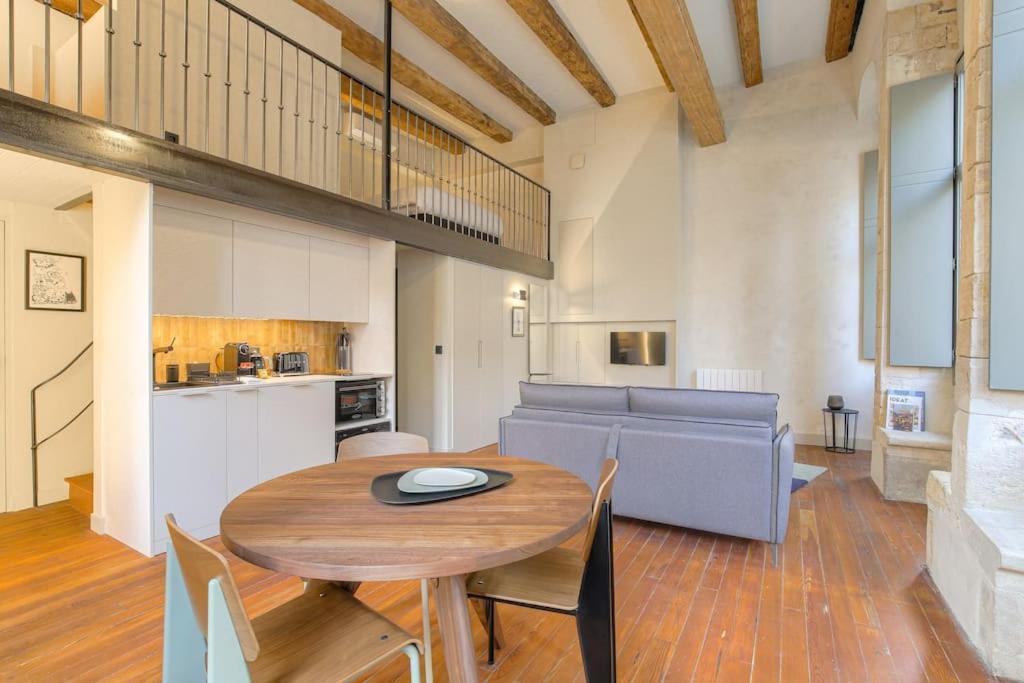 Duplex Lumineux Et Authentique, Vieux-lyon Apartamento Lyon