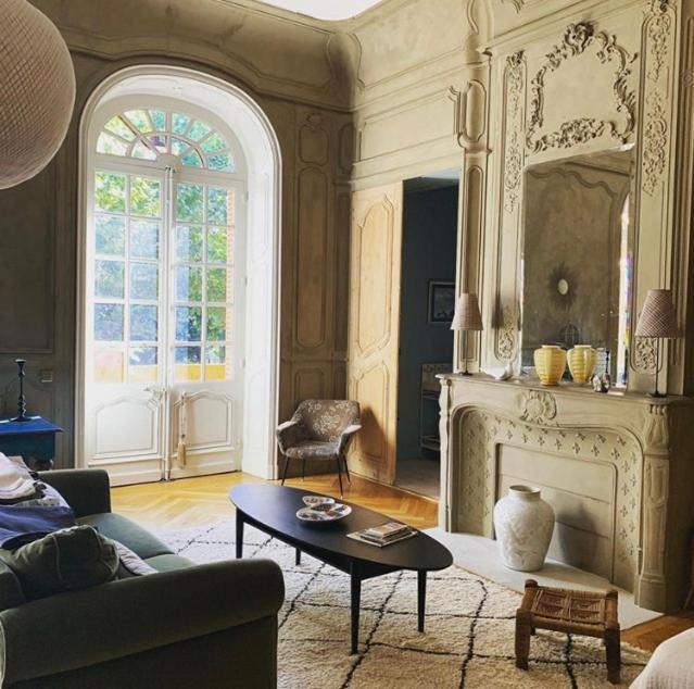 Nuit Au Chateau