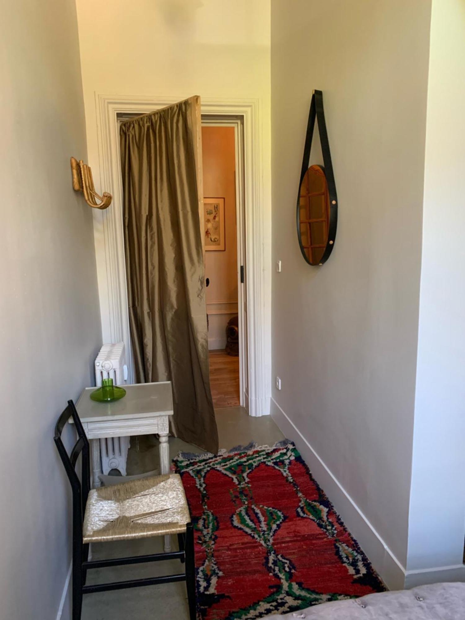 Nuit Au Chateau Bed & Breakfast Lyon