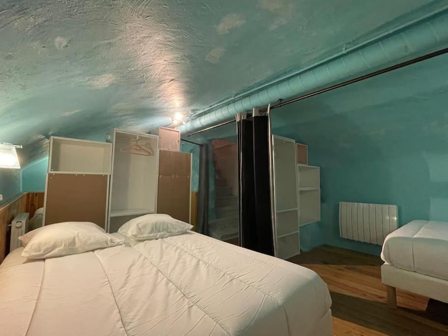 Le Dortoir Saint Georges, 8 Personnes, Vieux Appartement *