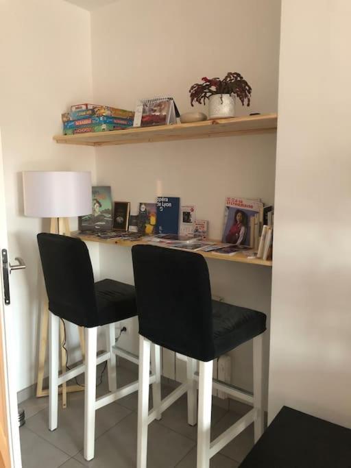 Un Balcon A Monplaisir- 4 Lits -garage - 47m2 Apartment