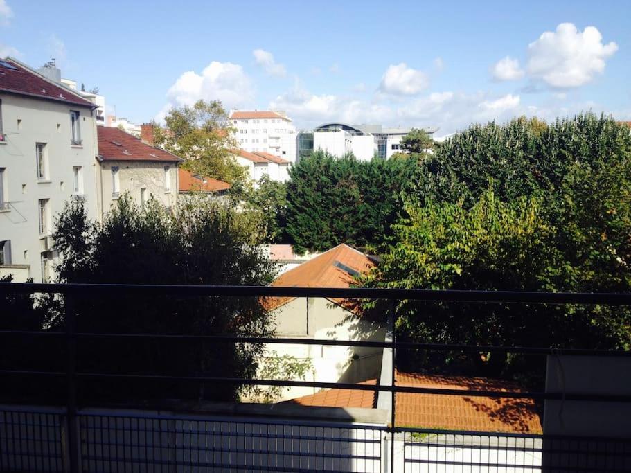 Un Balcon A Monplaisir- 4 Lits -garage - 47m2 Apartment *