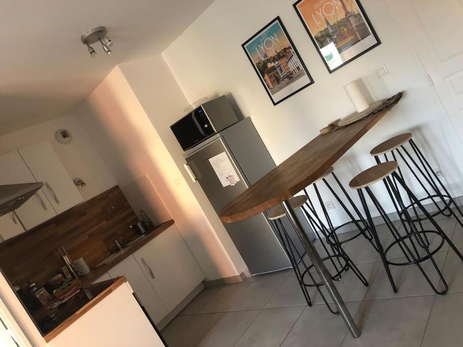 Appartement Un Balcon A Monplaisir- 4 Lits -garage - 47m2 Lyon