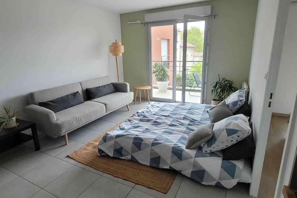 Un Balcon A Monplaisir- 4 Lits -garage - 47m2 Lyon