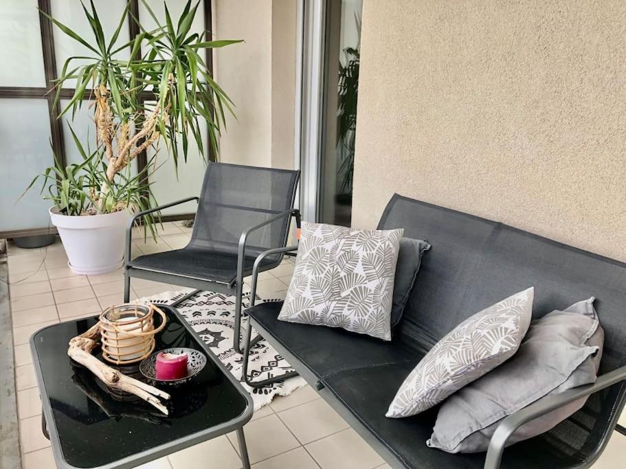 Un Balcon A Monplaisir- 4 Lits -garage - 47m2