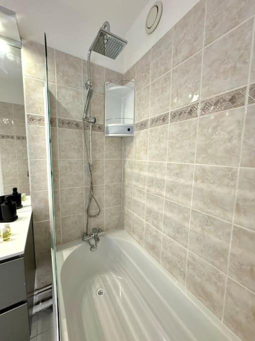 Apartment Grand 3 Balcon - Partdieu *