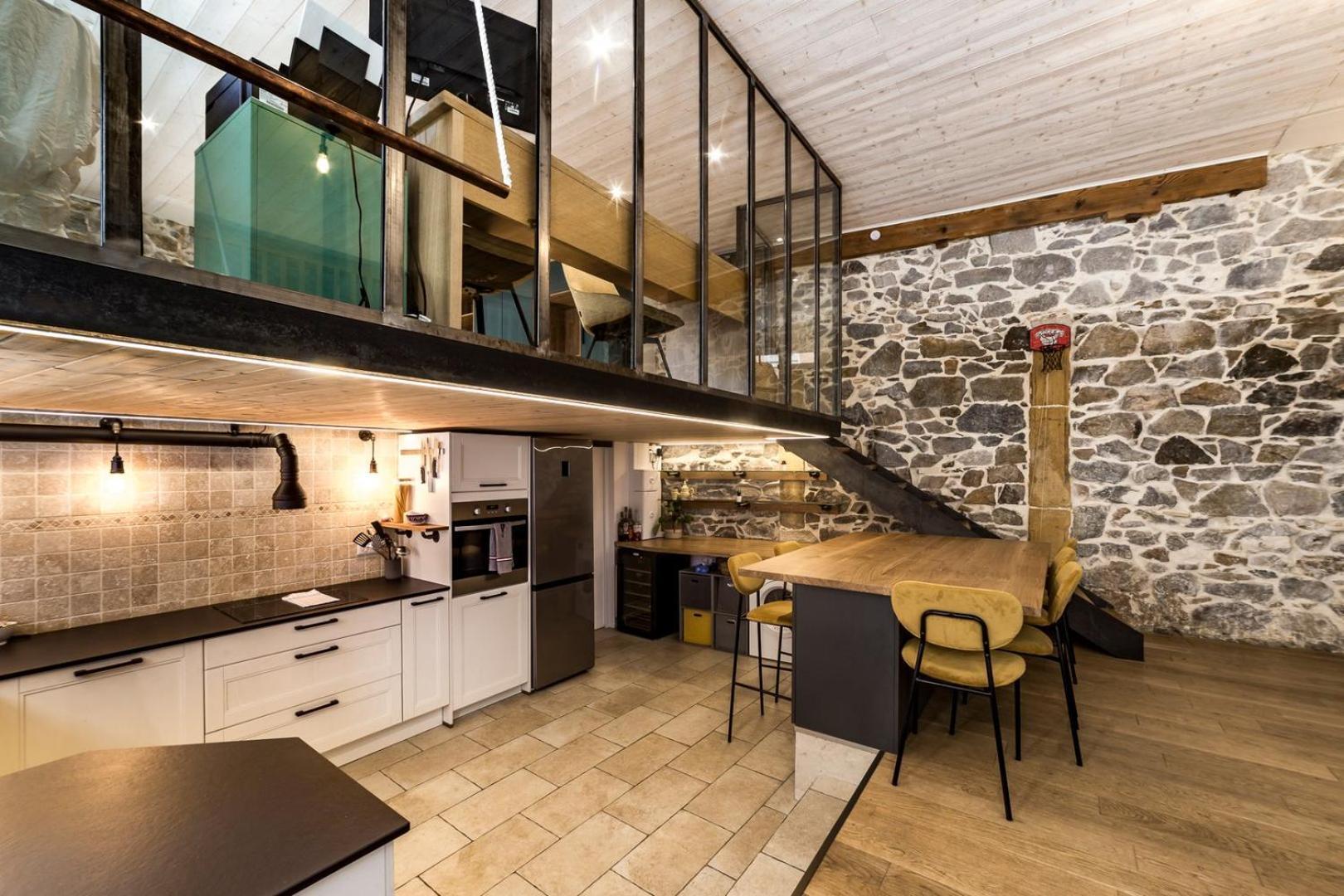 Le Duplex Des Pentes Ail Apartment *