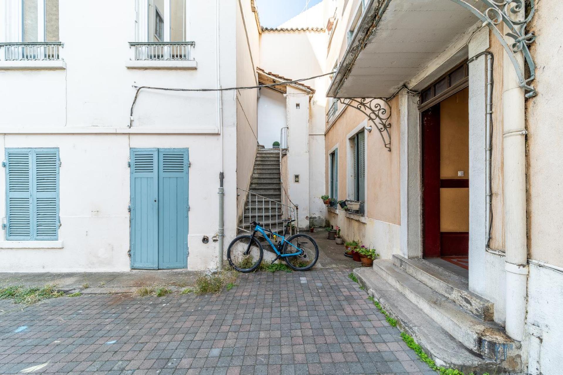 Le Marietton Cosy A Deux Pas Du Metro Valmy Lyon