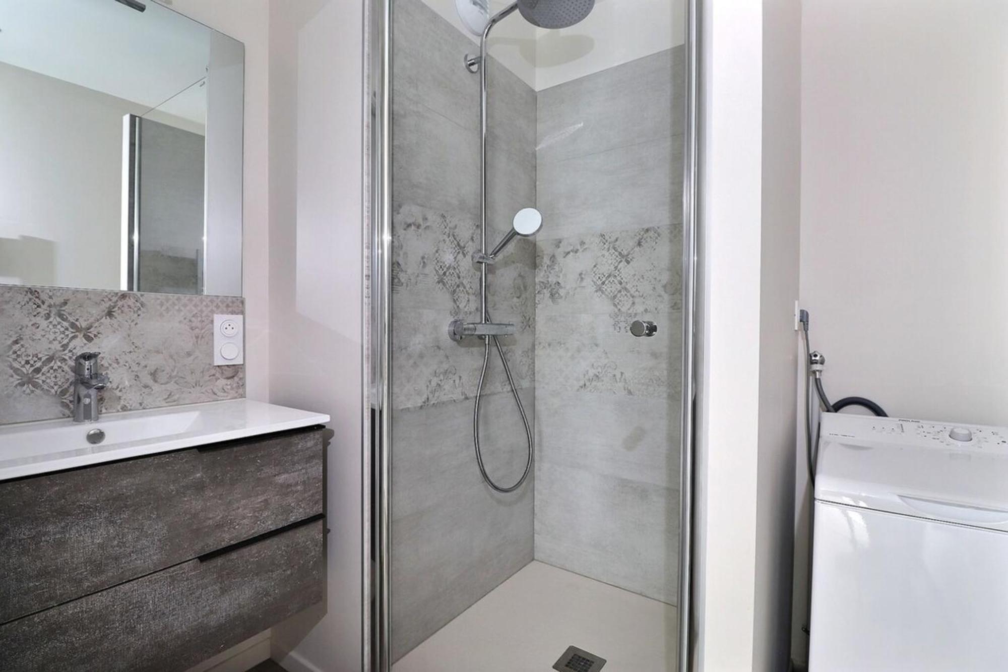The Monplaisir - Magnificent T2 - 8th Appartement *