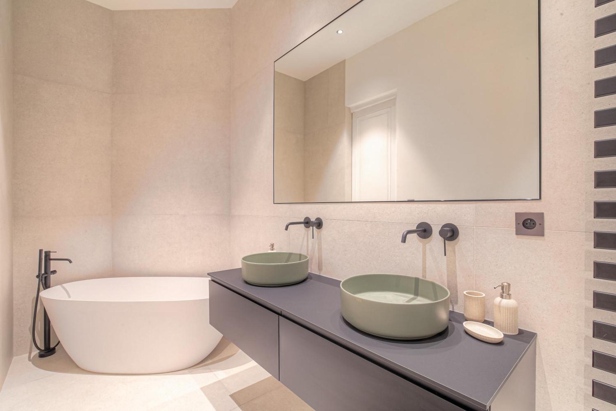 D'exception 6e Appartement *