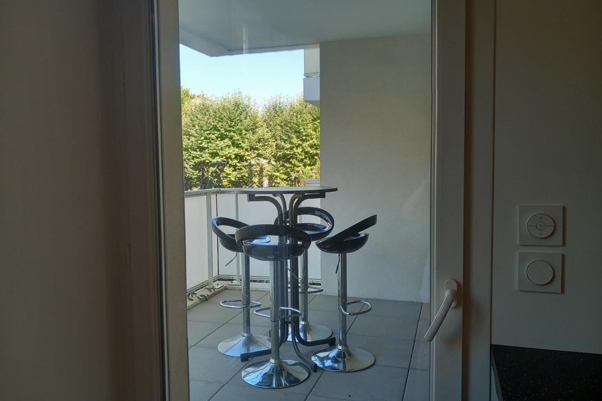 69a - Cosy Ideally Located Gerland