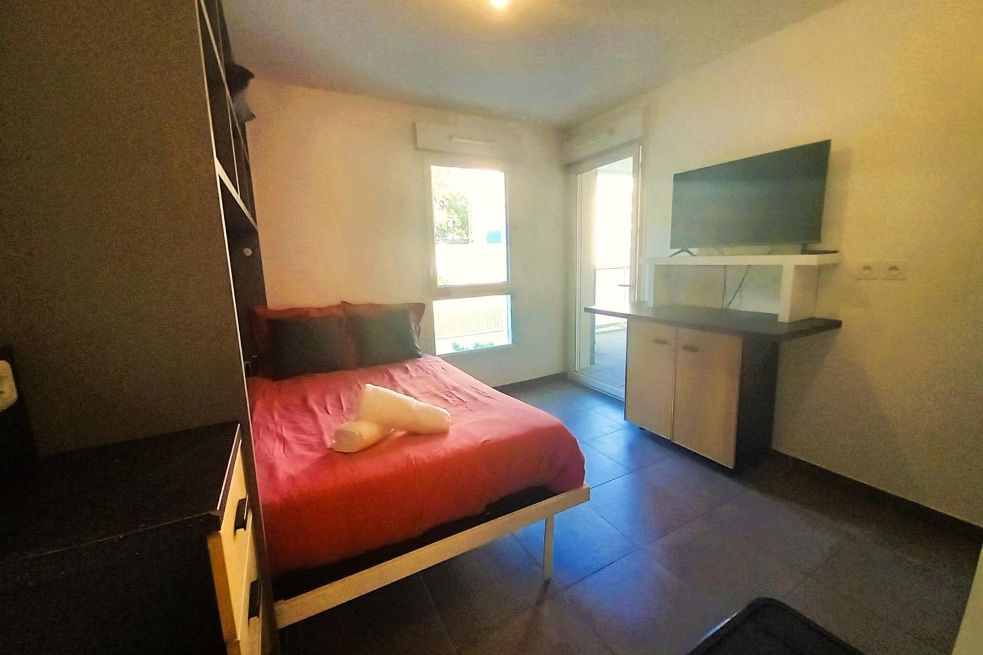 Apartment 69a - Cosy Ideally Located Gerland